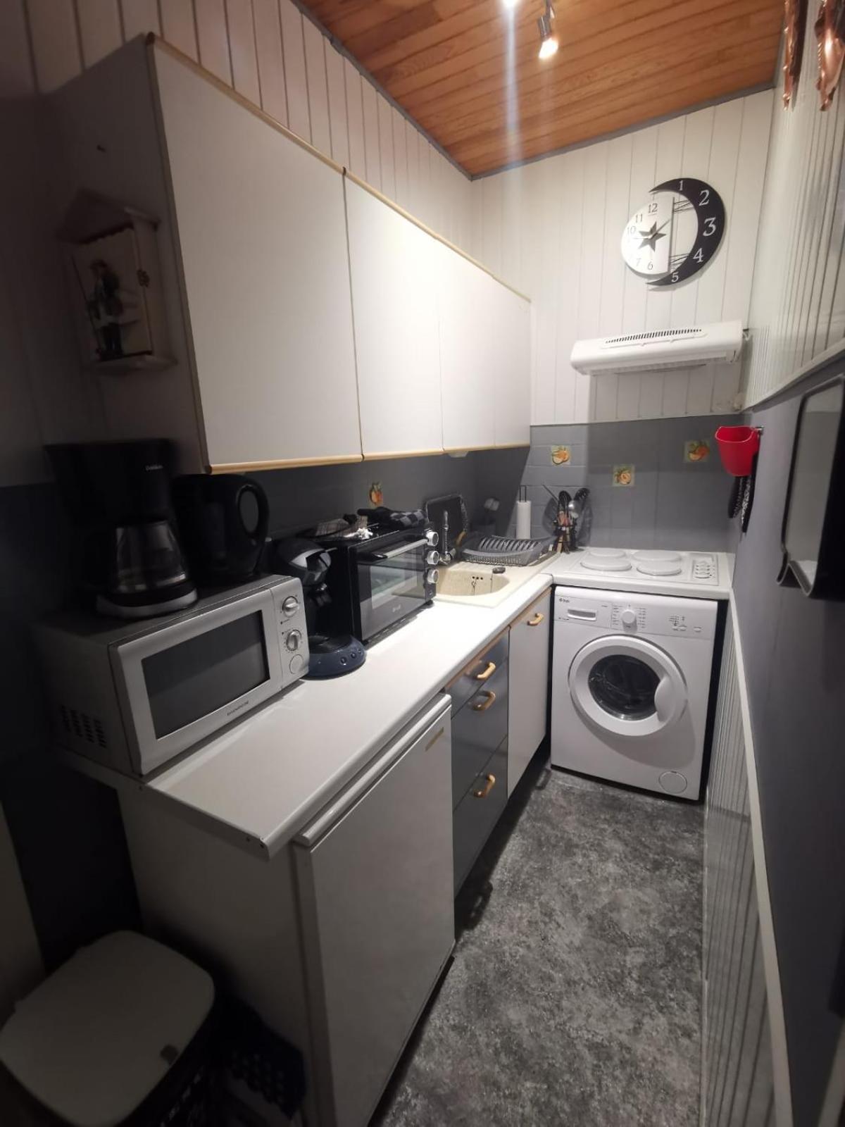 Appartement Avec Balcon Au 1Er Etage Vue Laterale Mer A 50 Metres De La Plage A Mers Les Bains. Екстериор снимка